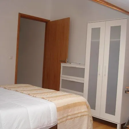 Affittacamere Casa De Porto Pim Horta (Azores)